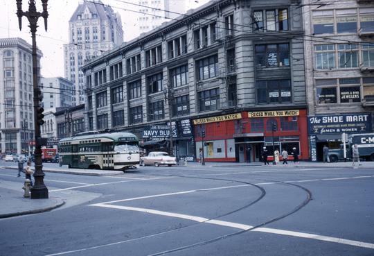 MUNI 1040 Market At Fremont 018 A.jpg